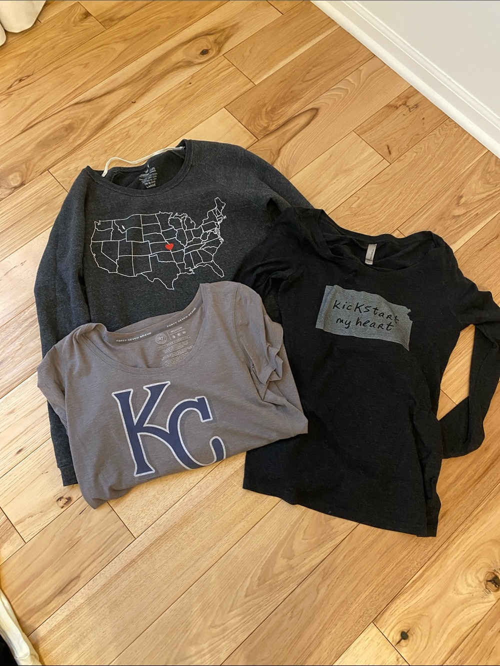 KC Gray T-Shirt - Casual Graphic Tee